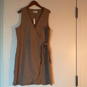 Madewell sleeveless tie front dress